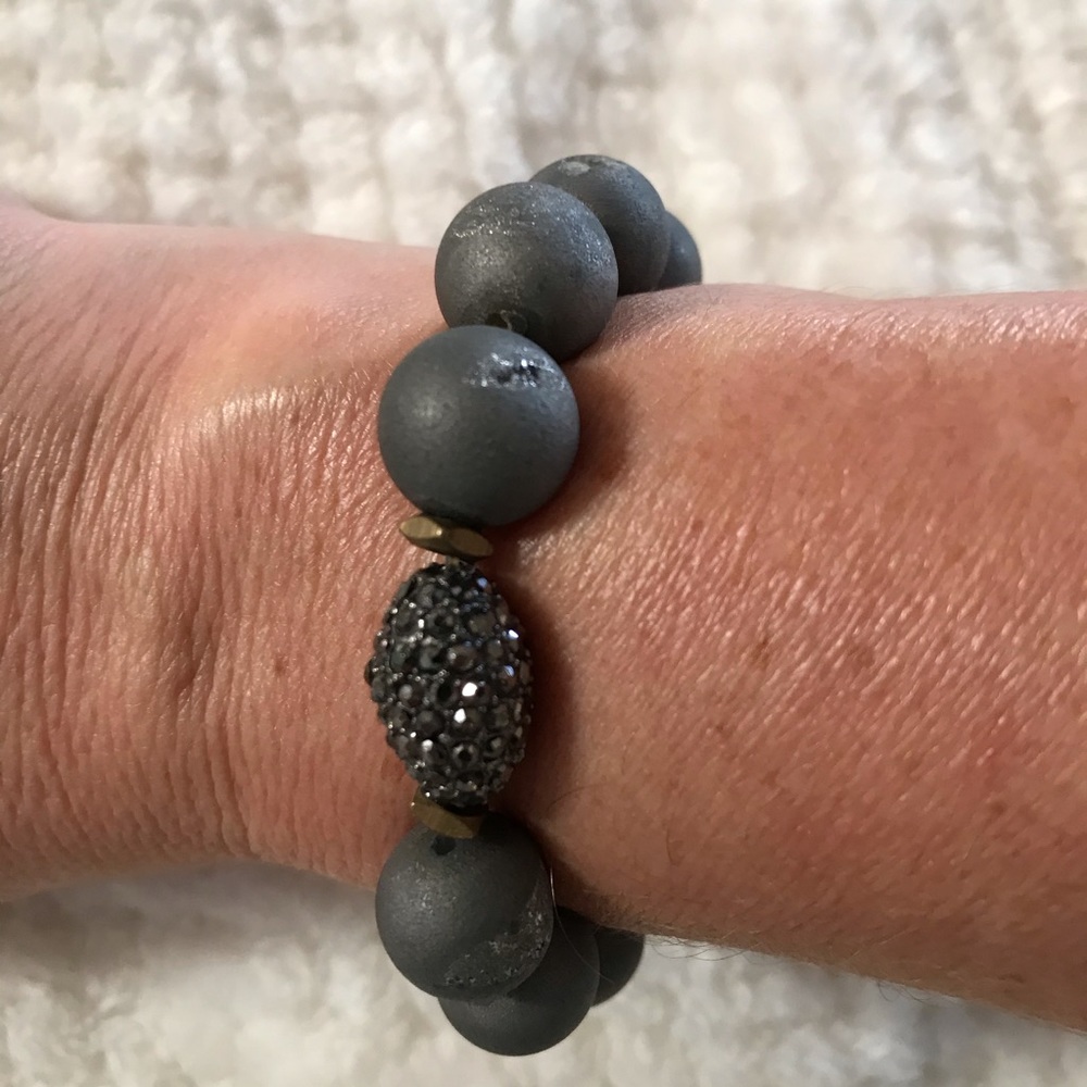 Gray beaded bracelet